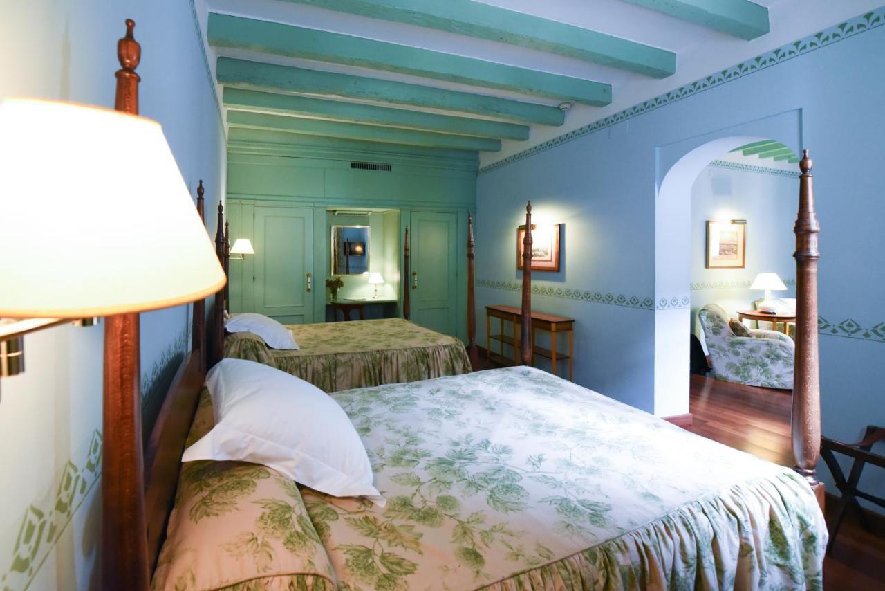 Casas De La Juderia Hotel